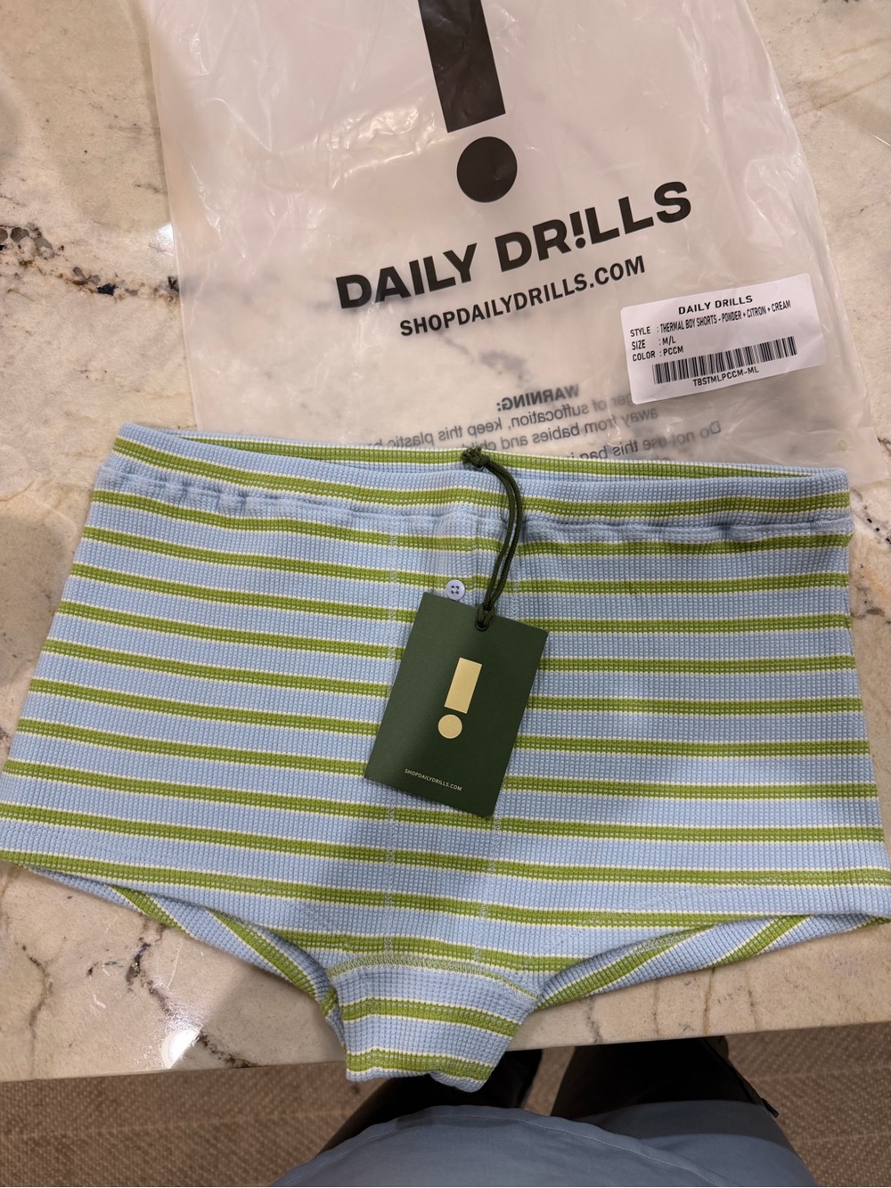 Daily Drills thermal boy shorts powder/ citron, cream